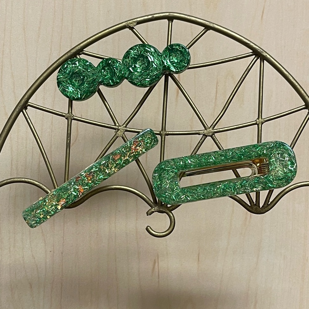 Glitter Green Aligator Hair Clip Set/3 - Picture 5 of 12